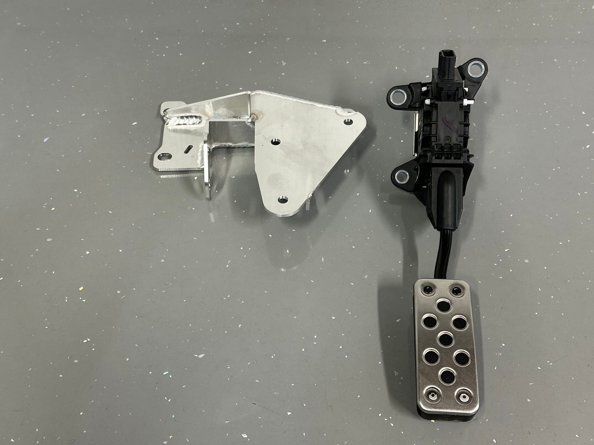 dc2 pedale Honda Civic EG/EK Integra DC2 Drive By Wire Pedal Adapter – Racing Circuits